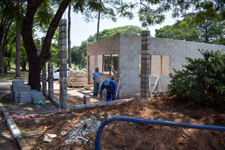 Prefeitura constrói base da GCM no cemitério da Vila Rio de Janeiro