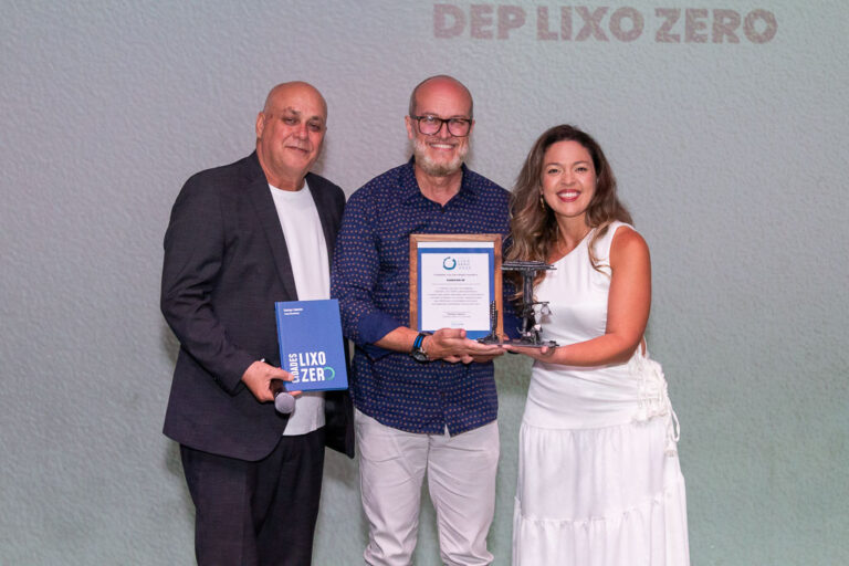 Guarulhos é laureada com o prêmio Cidade Lixo Zero em evento no Ceará