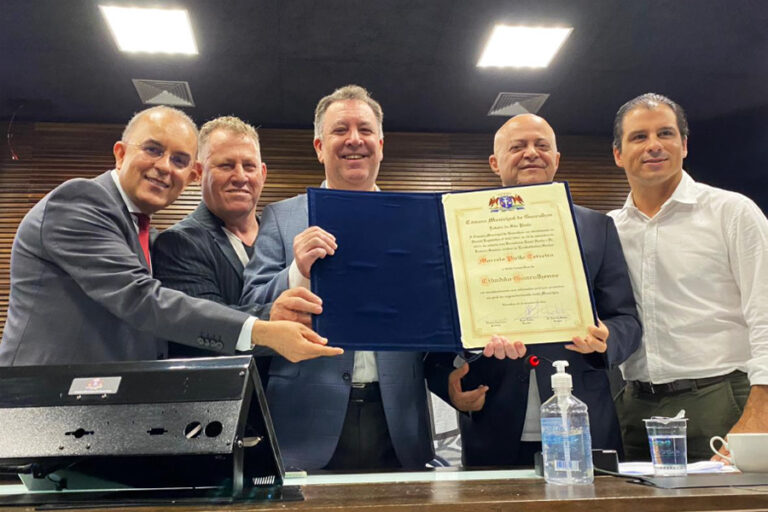 Marcelo Teixeira é homenageado com a entrega do título de Cidadão Guarulhense