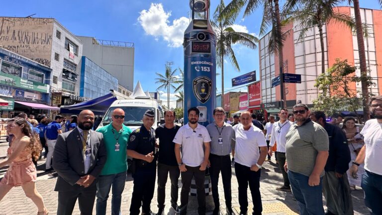 GCM inicia testes de totem de segurança no calçadão da rua Dom Pedro II