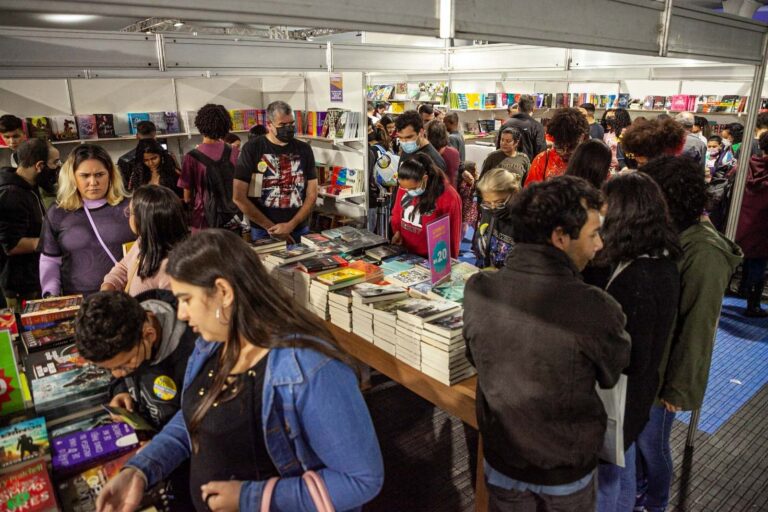 3ª Bienal do Livro de Guarulhos recebe propostas de participação de editoras a partir do dia 8