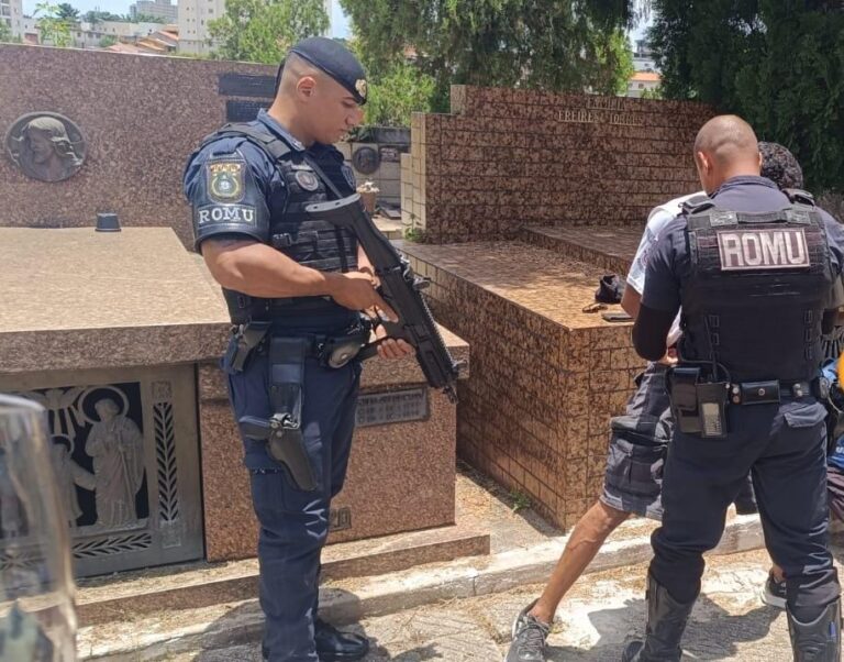 GCM prende dois homens por furto em jazigos do Cemitério São Judas Tadeu