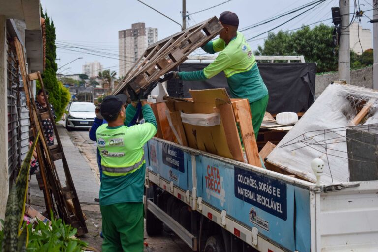 Cata-Treco atende Água Azul e mais nove bairros no fim de semana