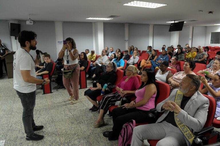 Conselheiros do Orçamento Participativo tomam posse para o mandato 2024-2025