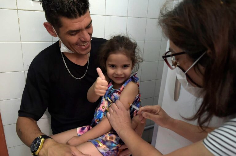 Campanha de vacinação contra a gripe começa segunda-feira em Guarulhos