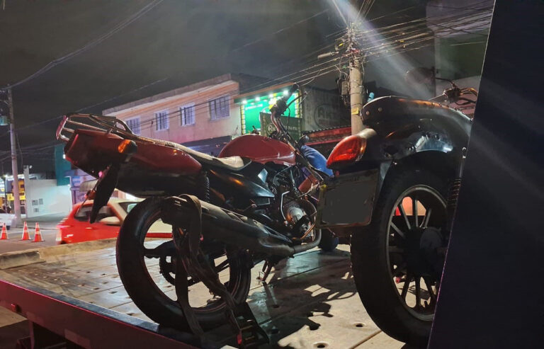 Operação de forças de segurança fiscaliza 130 motos e autua 52 condutores em Guarulhos