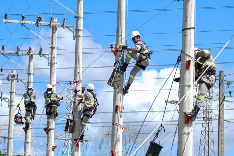 Inscrições para Escola de Eletricistas da EDP em Caraguatatuba e Guarulhos terminam dia 2 de agosto
