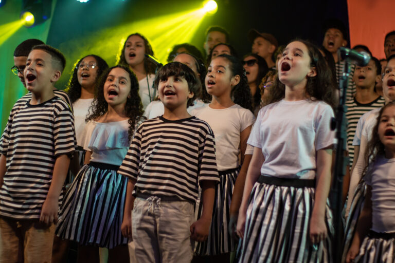 “A Fantástica Fábrica de Chocolate” integra a temporada de Mostras Culturais nos Polos da Gerando Falcões