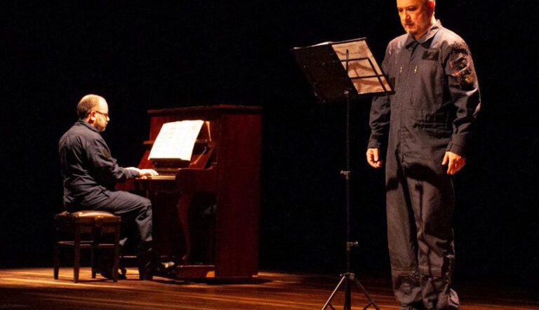 Teatro Padre Bento recebe a peça Enoch Arden em 8 de dezembro