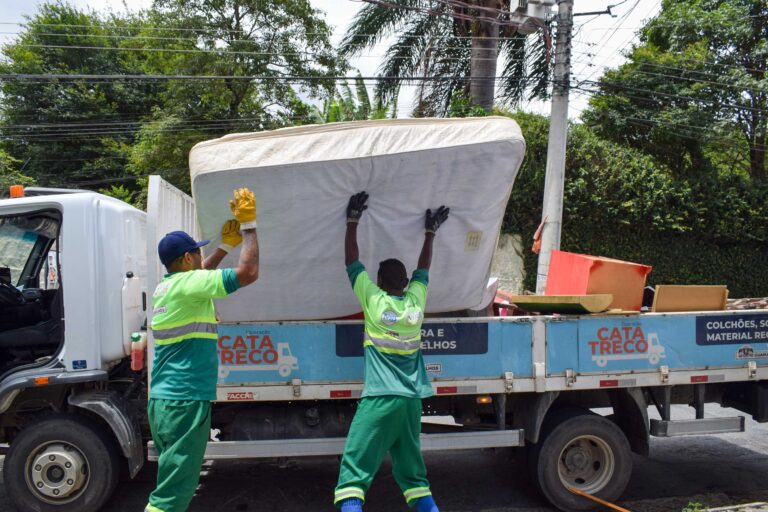 Operação Cata-Treco atende Jardim Adriana e mais 16 bairros no final de semana