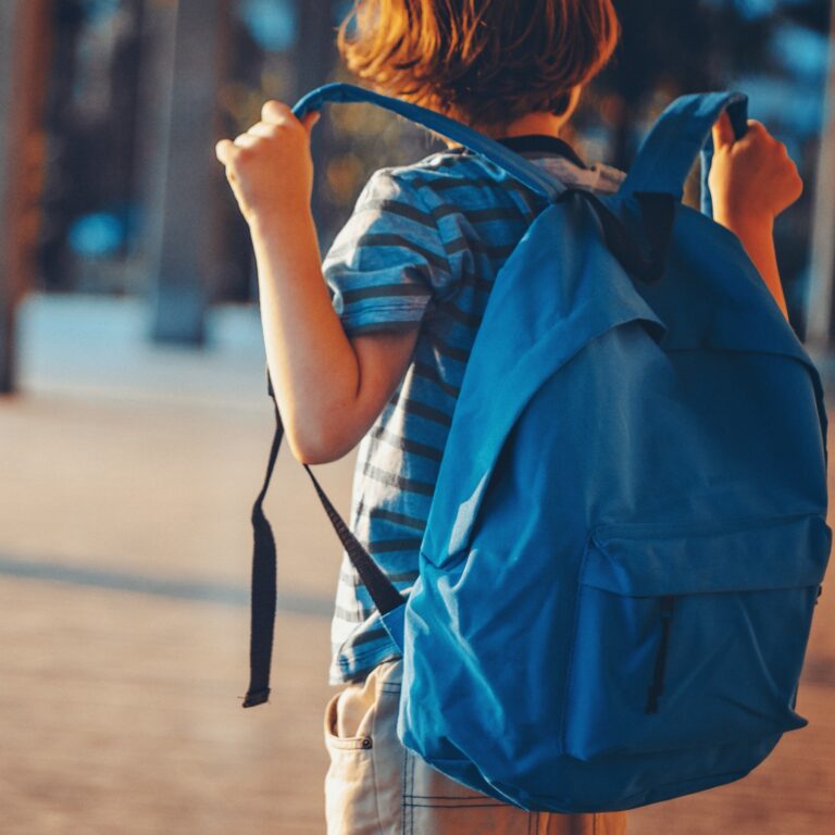 Procon Guarulhos solicita esclarecimentos e orienta escolas no início do ano letivo
