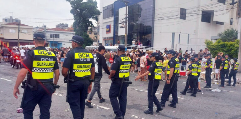 Prefeitura e forças policiais intensificam ações de segurança neste sábado