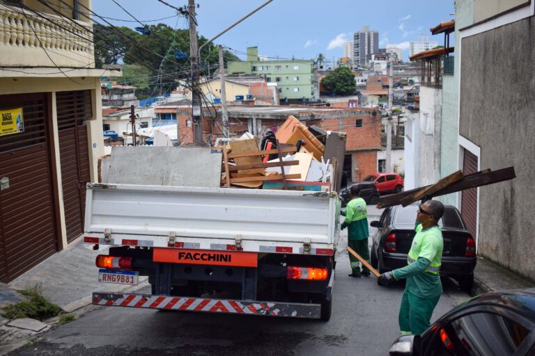 Cata-Tralha terá operação extra em 6 bairros no sábado