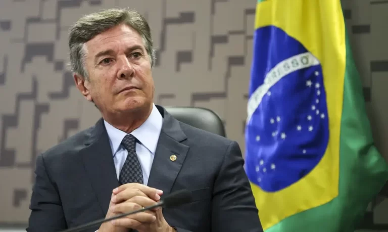 Ex-presidente Fernando Collor é preso em Maceió