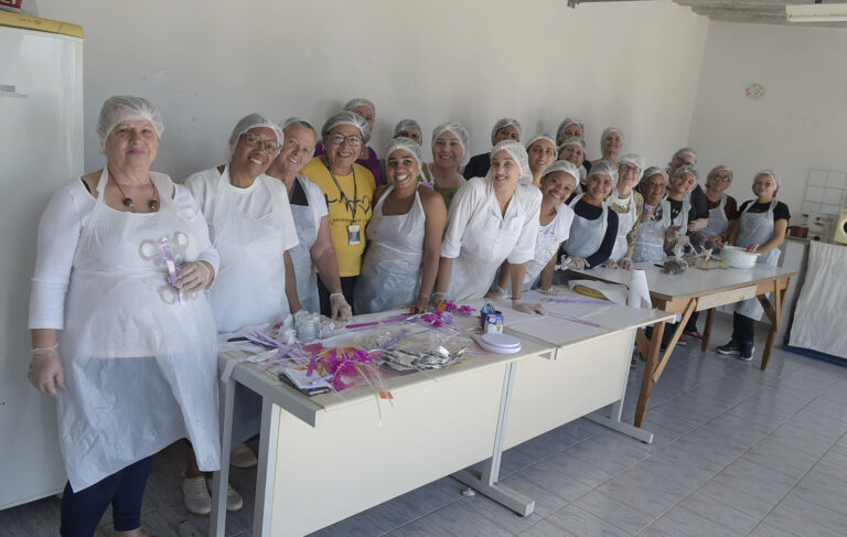 Casas da Mulher Clara Maria promovem oficinas de ovos de Páscoa