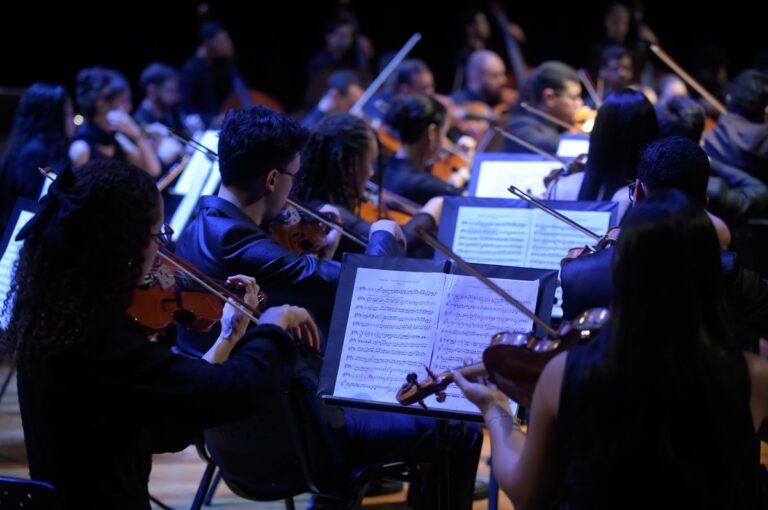 GRU Sinfônica traz ao palco do Adamastor obras de grandes compositores da música de concerto<br>