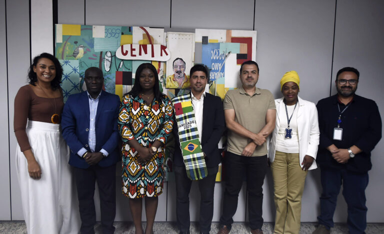 Guarulhos e Guiné-Bissau trocam experiências em reunião com representantes da Cultura