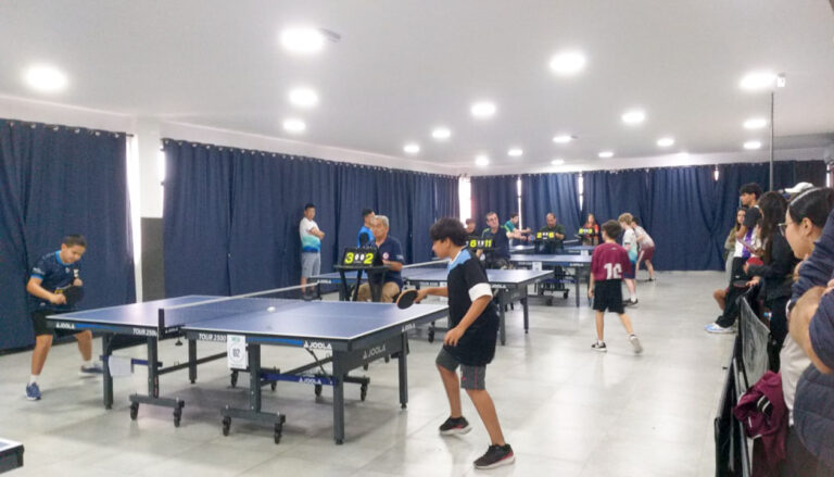 Olimpíada Colegial Guarulhense inicia disputas no tênis de mesa