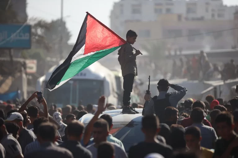 Trump afirma que cessar-fogo em Gaza segue em vigor