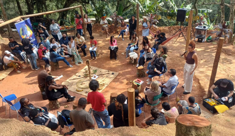 Horta Sensorial do Espaço Kaimbé abre as portas para crianças neurodivergentes e pessoas com TEA