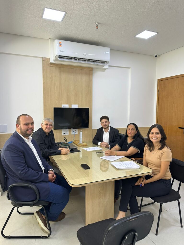 Secretaria Municipal de Habitação realiza reunião com o Governo do Estado de São Paulo para tratar regularização fundiária