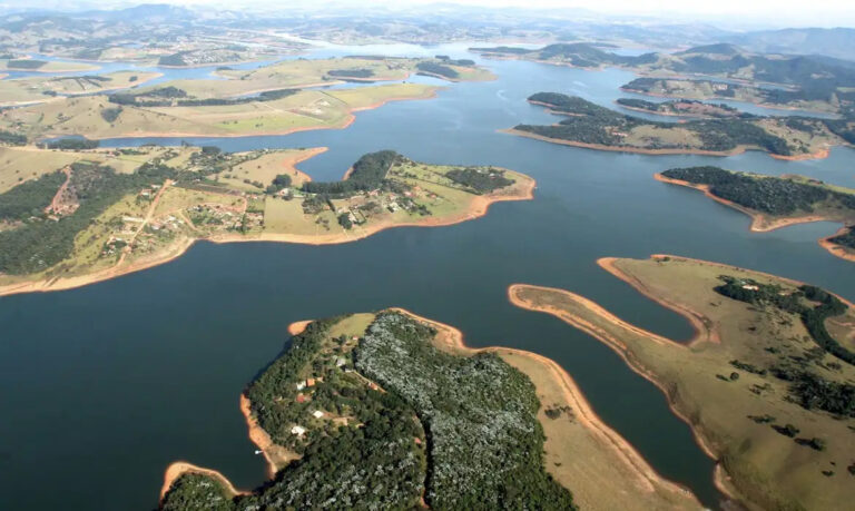 Chuvas elevam capacidade de mananciais de SP, mas alerta permanece