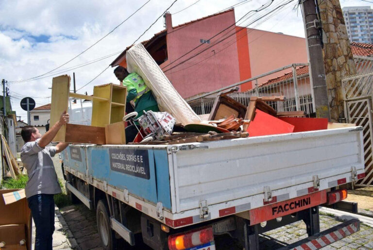 Operação Cata-Tralha vai estar em 11 locais neste próximo fim de semana
