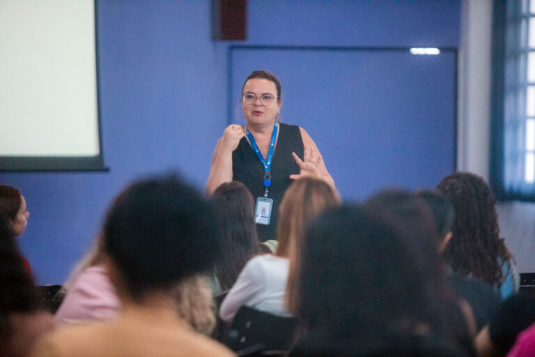 Educar para a Diversidade é tema de encontro formativo com estagiários de Pedagogia