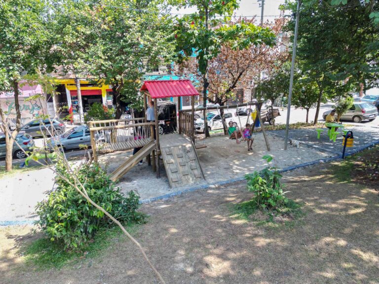 Prefeitura promove a revitalização de praça em Cumbica