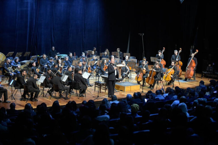 Orquestra Gru Sinfônica apresenta concerto de obras autorais no Teatro Adamastor